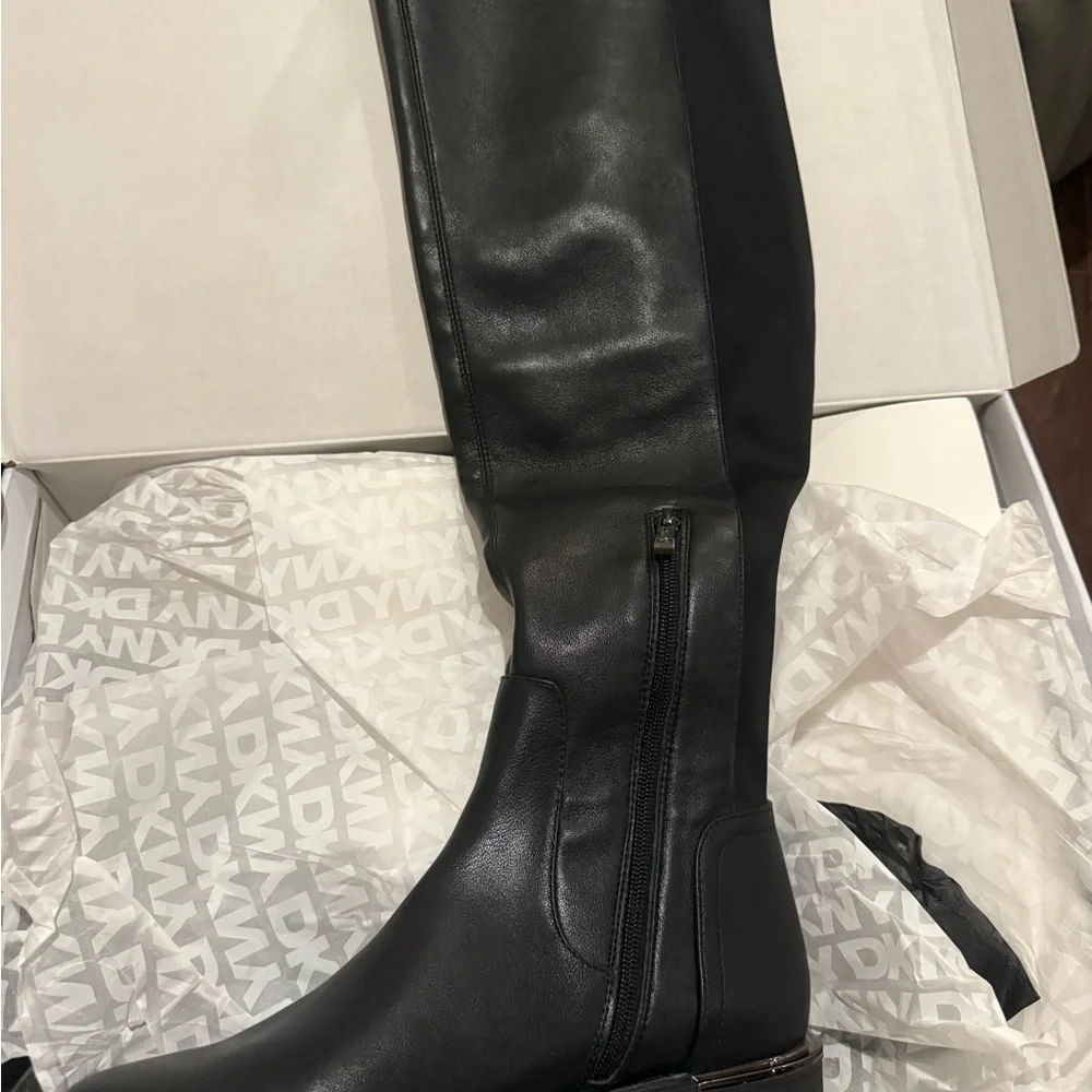 New DKNY Women's Winsloe Over the Knee Block Heel Boots size 9.5